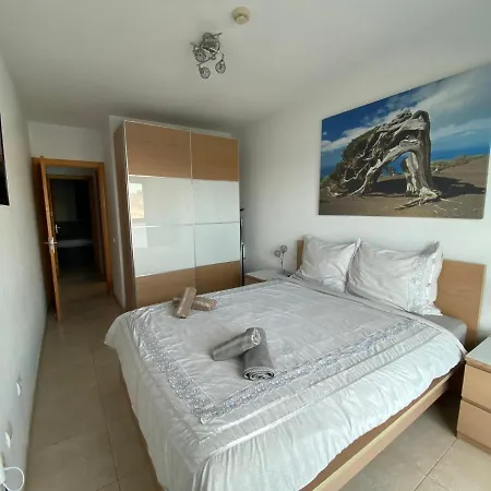 Four Seasons - Playa Del Cura Apartment *