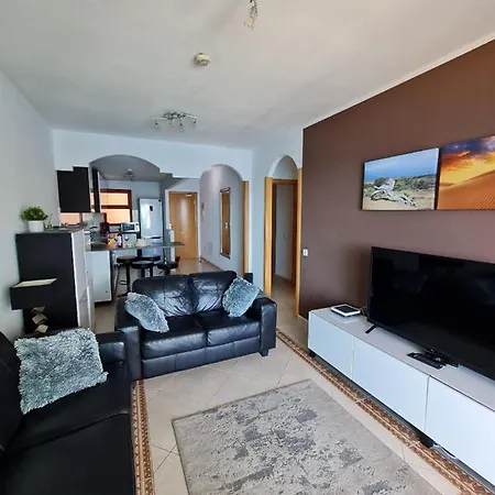 Four Seasons - Playa Del Cura Apartment